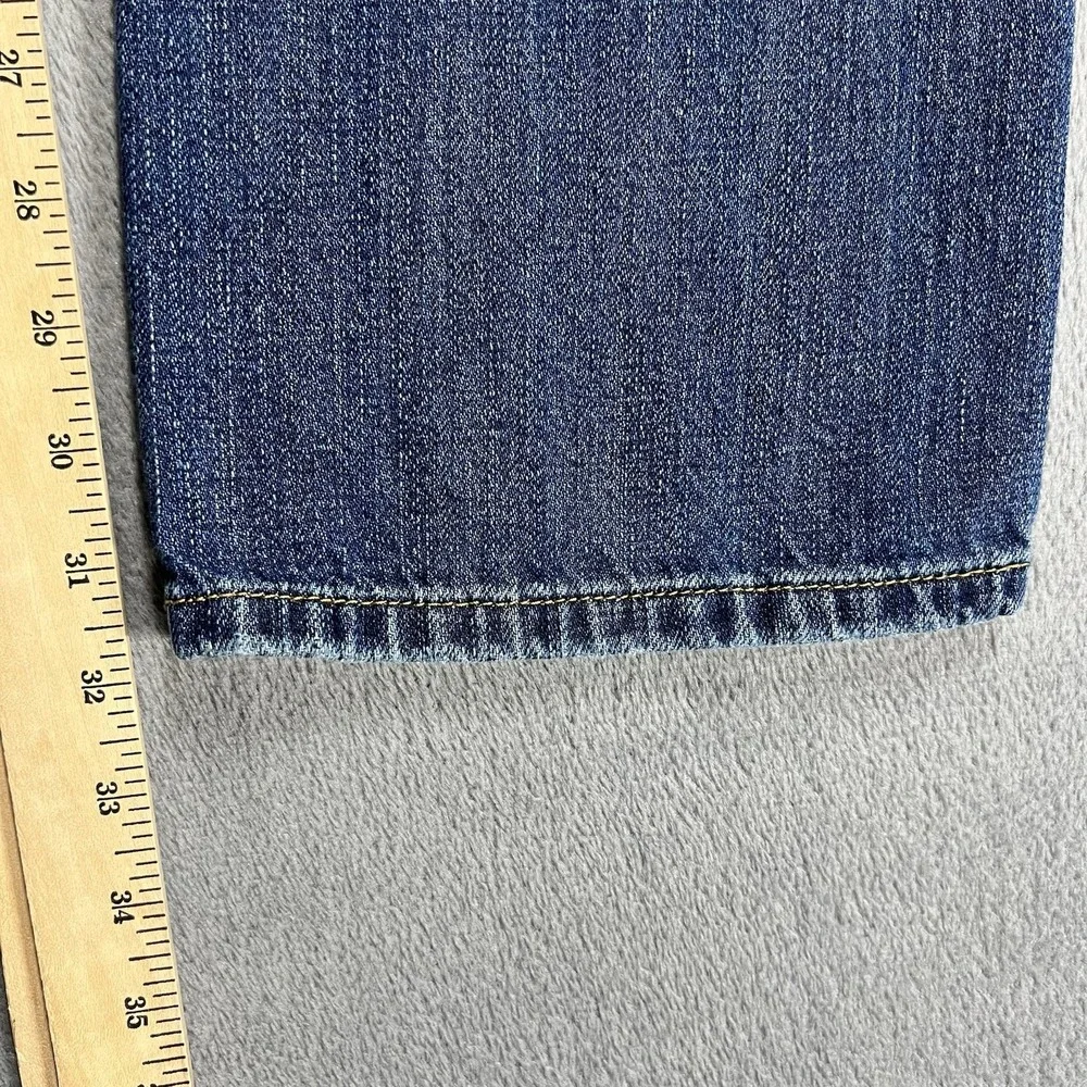 Lucky Brand Jeans Mens 32x32 Blue 221 Original Straight Mid Rise Medium Wash